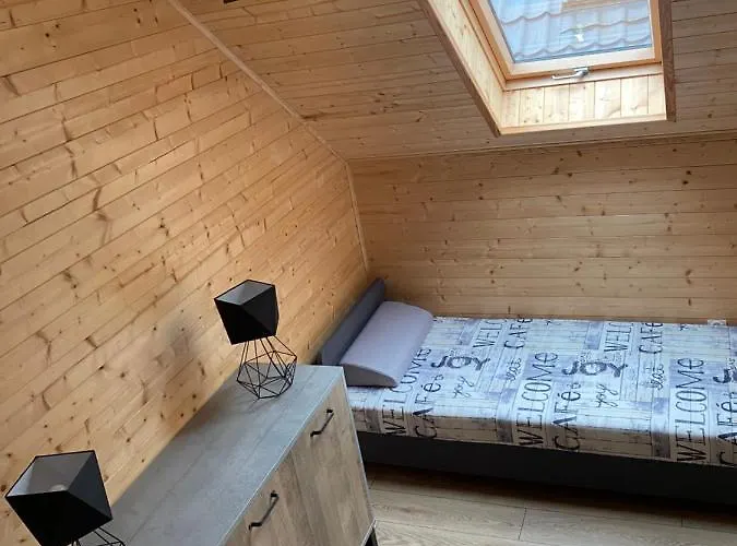 Jarzębinowy Zakątek *